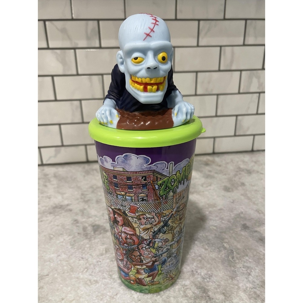 Berk Zombieville Tumbler Cup Figural Zombie Lid Halloween Novelty 32 Oz Plastic